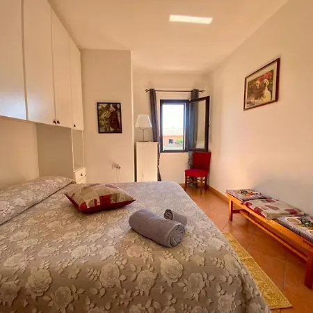Pupureddu Con Terrazza Ad Appartement *