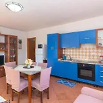 Pupureddu Con Terrazza Ad Appartamento